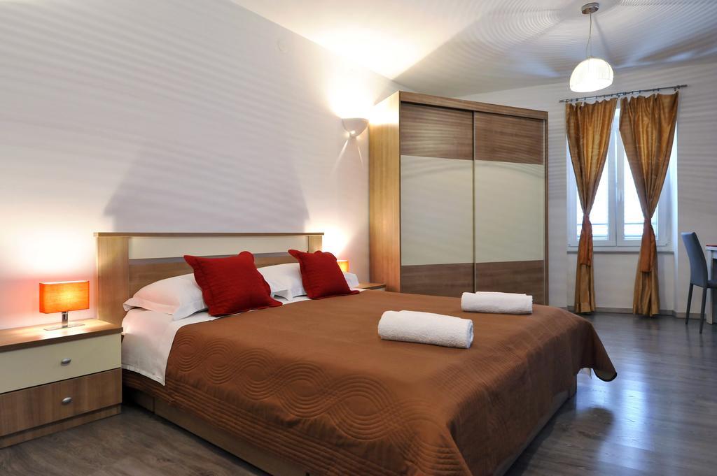 Rooms & Apartments 72 Zadar Eksteriør bilde